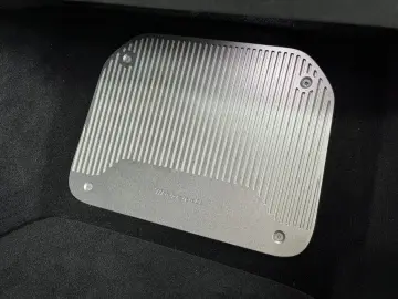 MASERATI MC20 Carbon Keramic Lift Alcantara Sonus Kamera