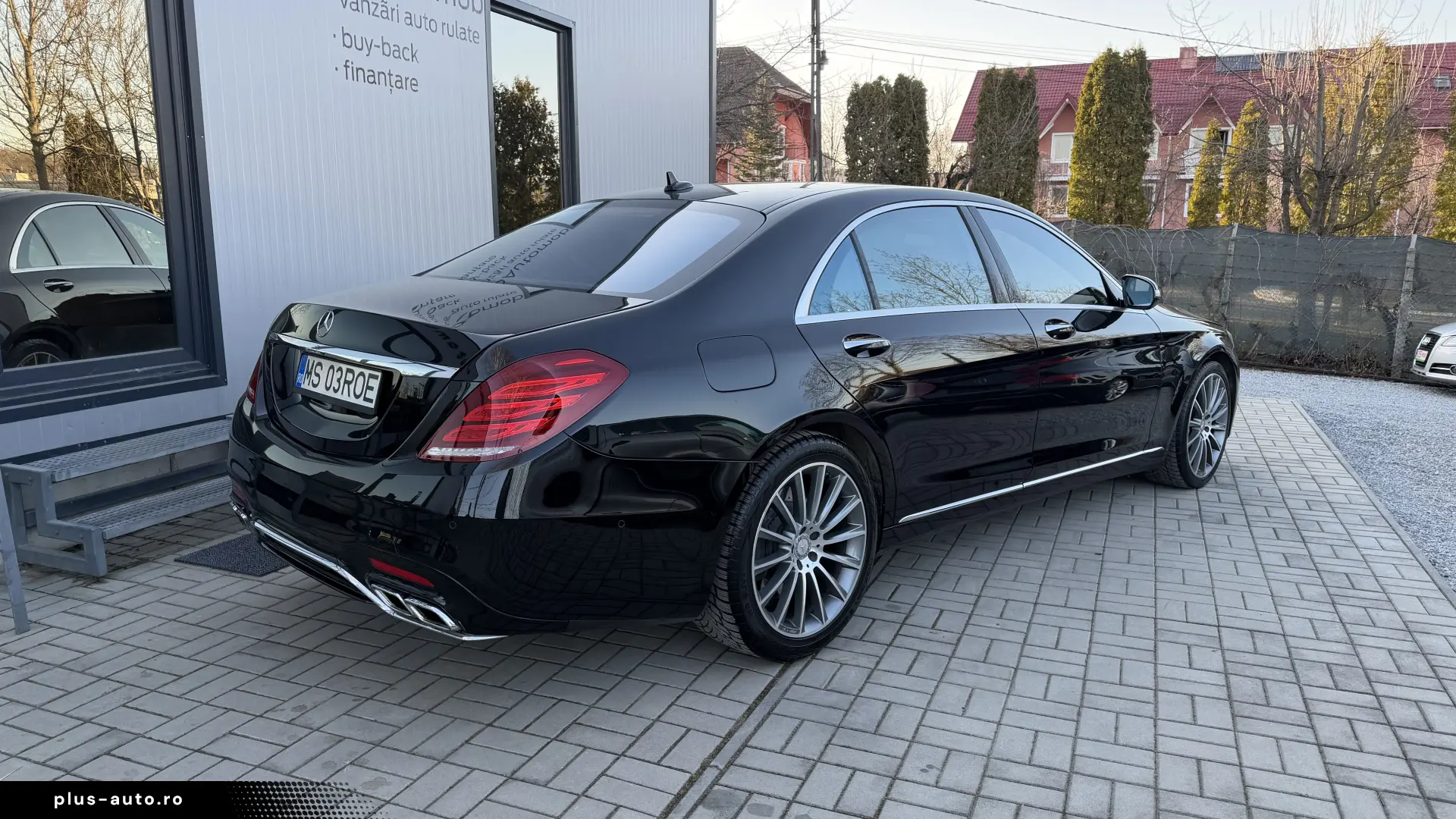 Mercedes-Benz S 500