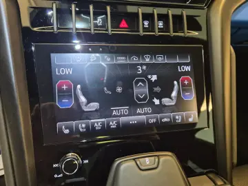 LAMBORGHINI Urus 4.0 V8 PHEV S Panorama HUD AHK Matrix