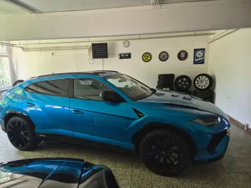 LAMBORGHINI Urus 4.0 V8 PHEV S Panorama HUD AHK Matrix