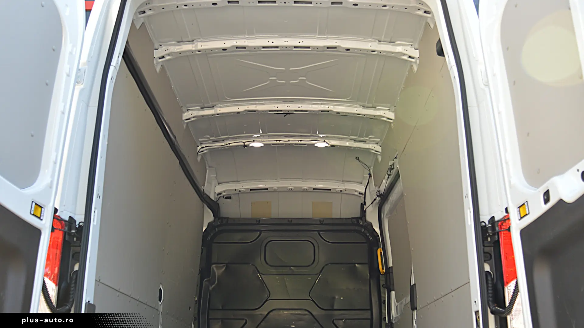 FORD TRANSIT ELECTRIC L3H3