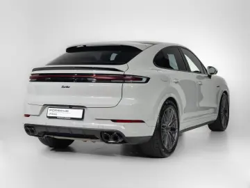 PORSCHE Cayenne Coupe Turbo E-Hybrid   PDCC   Sportabgas
