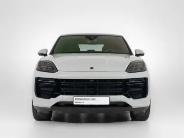 PORSCHE Cayenne Coupe Turbo E-Hybrid   PDCC   Sportabgas