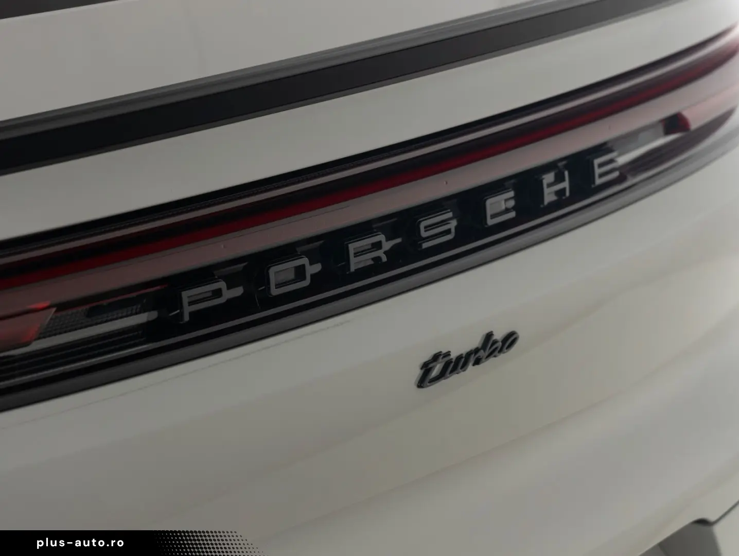 PORSCHE Cayenne Coupe Turbo E-Hybrid   PDCC   Sportabgas