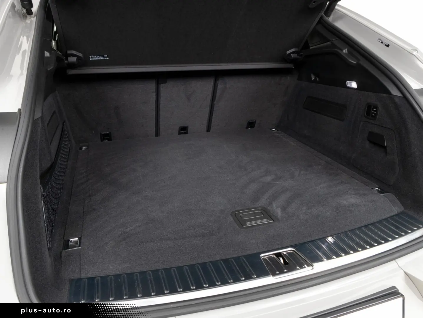 PORSCHE Cayenne Coupe Turbo E-Hybrid   PDCC   Sportabgas
