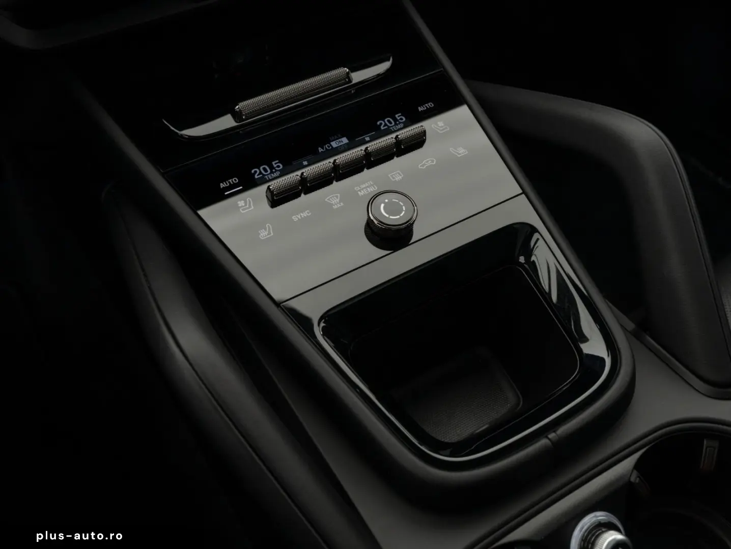 PORSCHE Cayenne Coupe Turbo E-Hybrid   PDCC   Sportabgas