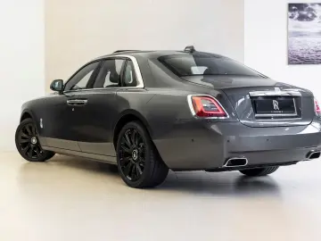 ROLLS ROYCE Ghost 2 year service & warranty
