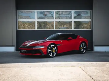 FERRARI 12Cilindri