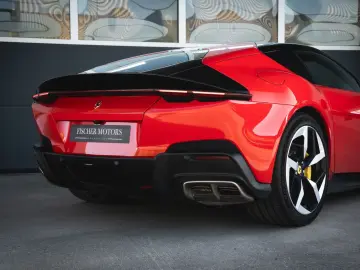 FERRARI 12Cilindri