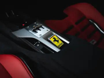 FERRARI 12Cilindri
