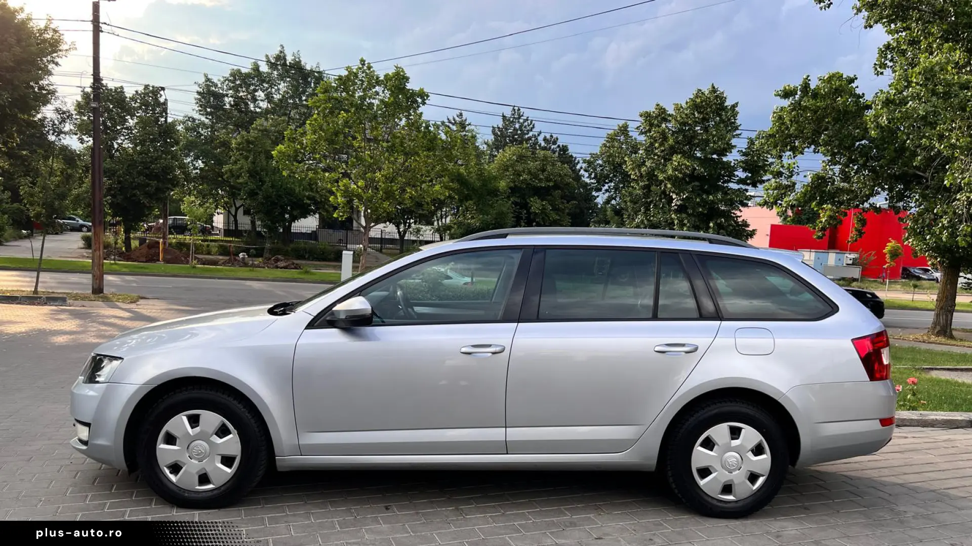 SKODA OCTAVIA 1.6 TDI