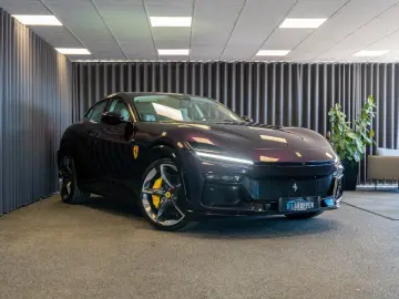FERRARI Purosangue