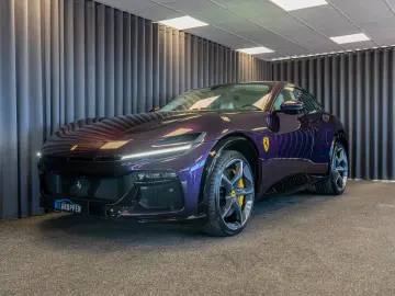 FERRARI Purosangue