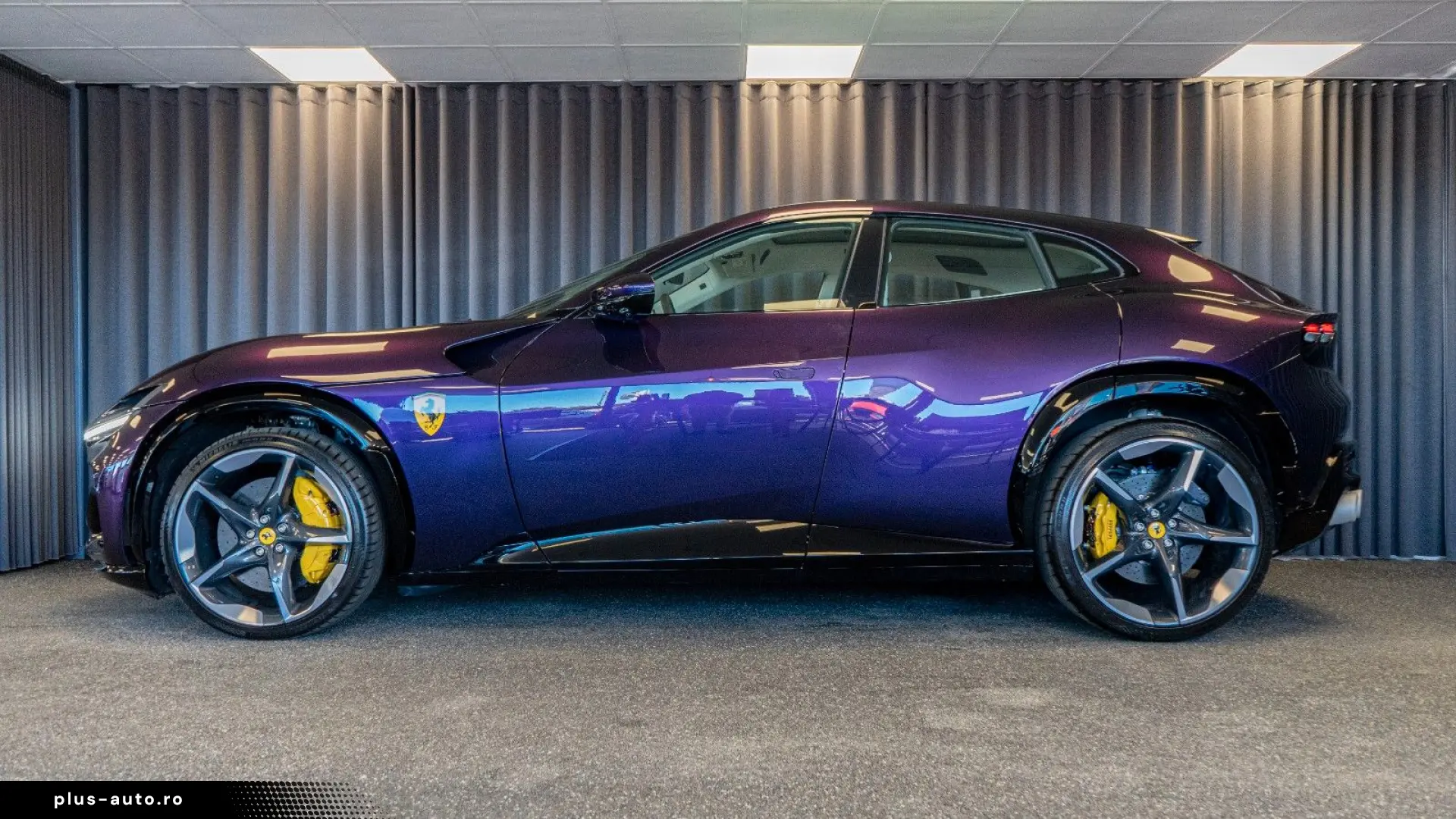 FERRARI Purosangue