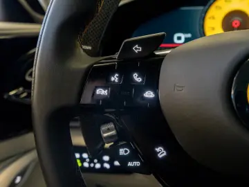 FERRARI Purosangue