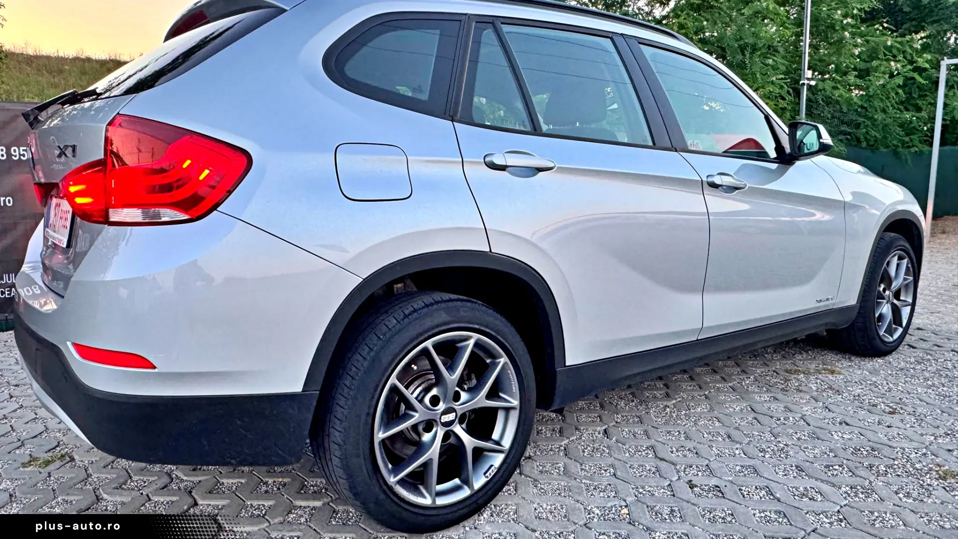BMW X1 xDrive18d 4x4   143 CP   Navi   Încălzire Scaune