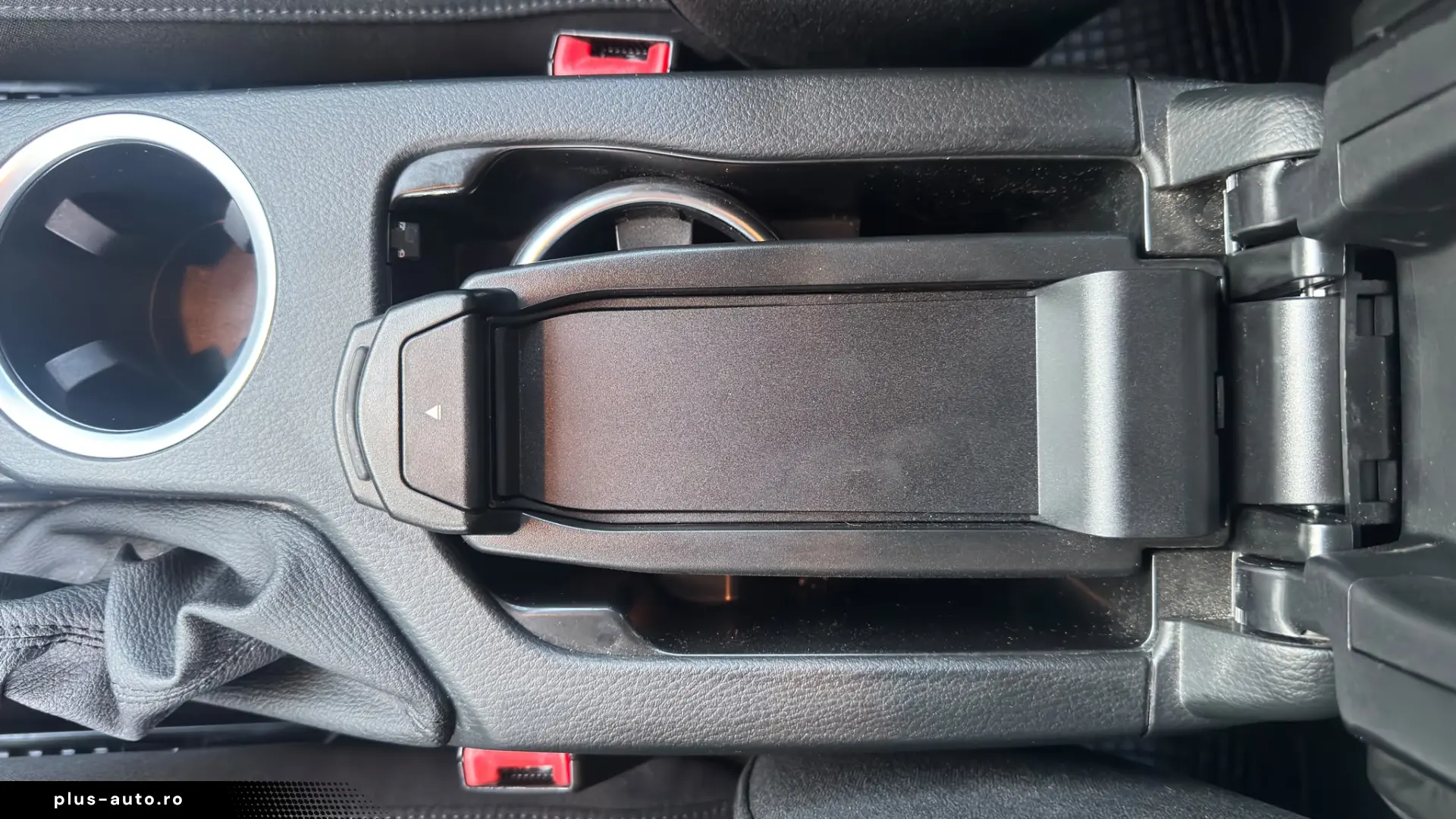 BMW X1 xDrive18d 4x4   143 CP   Navi   Încălzire Scaune