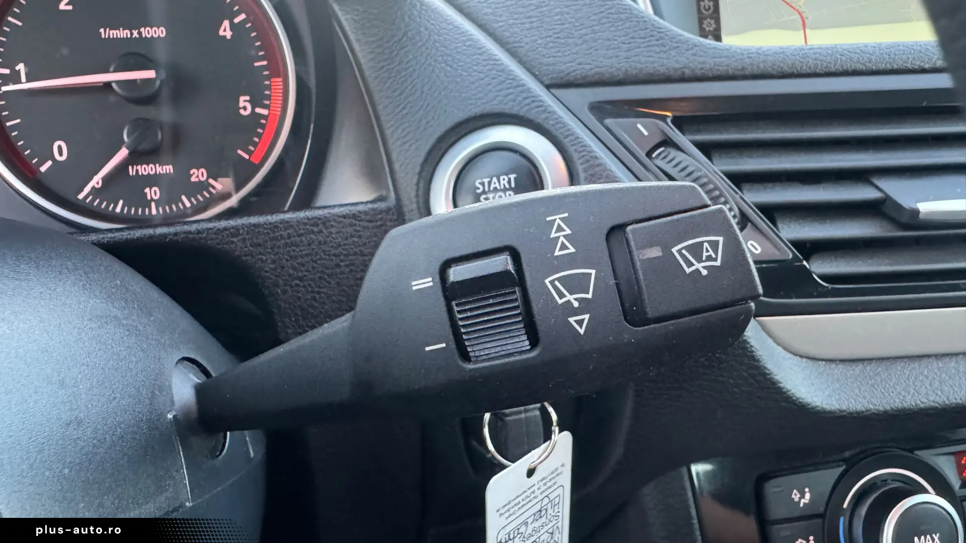 BMW X1 xDrive18d 4x4   143 CP   Navi   Încălzire Scaune