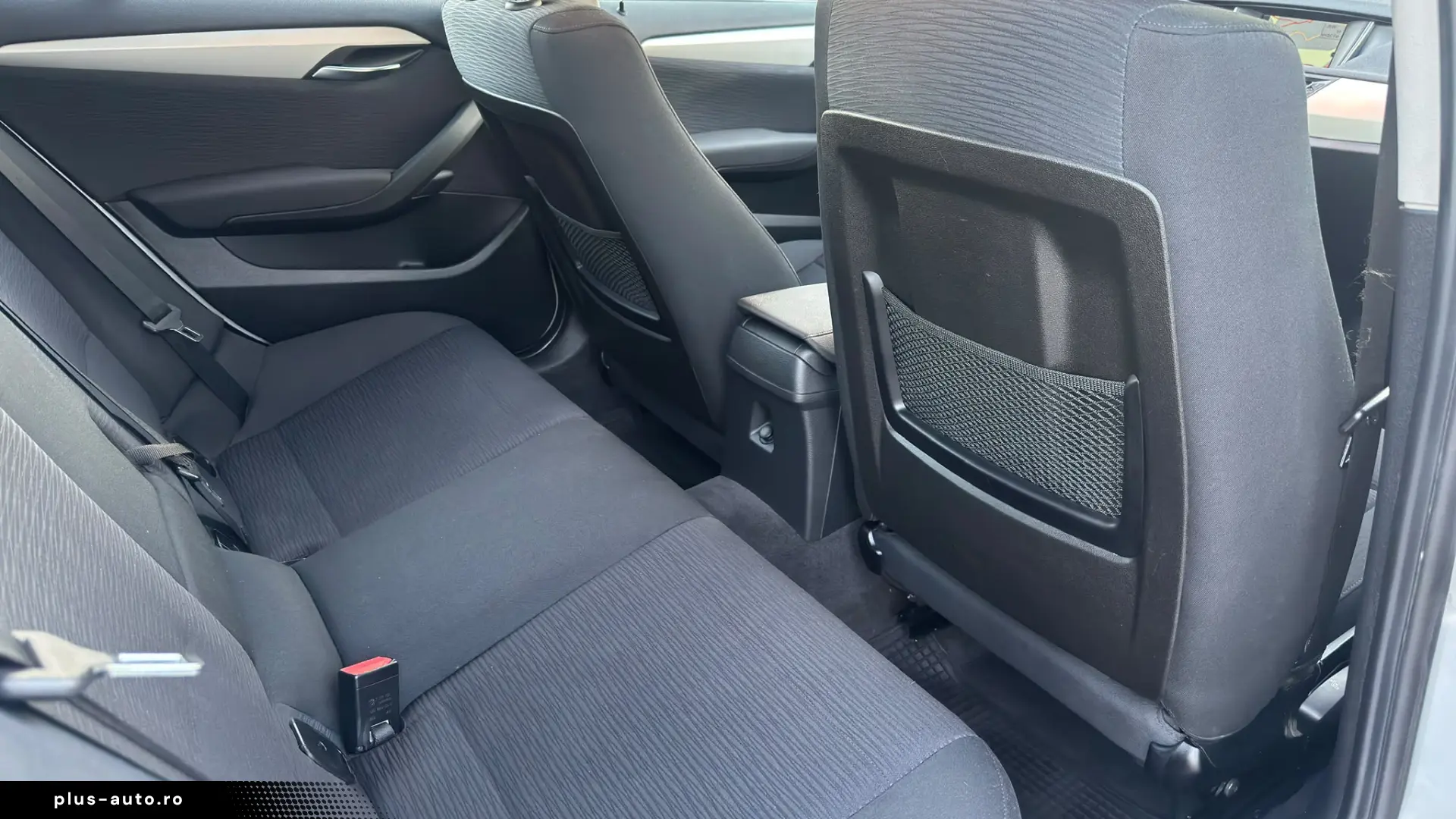 BMW X1 xDrive18d 4x4   143 CP   Navi   Încălzire Scaune