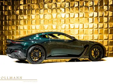 ASTON MARTIN V12 Vantage CARBON   CERAMIC   360 CAMERA