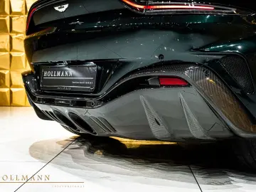 ASTON MARTIN V12 Vantage CARBON   CERAMIC   360 CAMERA