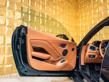 ASTON MARTIN V12 Vantage CARBON   CERAMIC   360 CAMERA