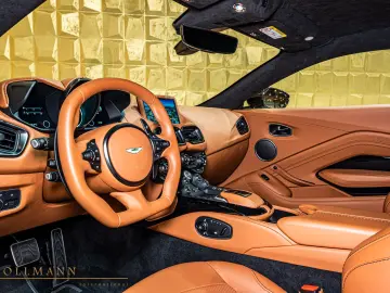 ASTON MARTIN V12 Vantage CARBON   CERAMIC   360 CAMERA