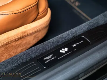 ASTON MARTIN V12 Vantage CARBON   CERAMIC   360 CAMERA
