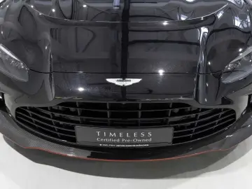 ASTON MARTIN New Vantage V12 Roadster -Onyx Black-