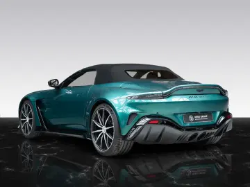 ASTON MARTIN V12 Vantage Roadster   AMR Green   1 of 249