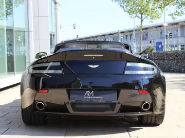 ASTON MARTIN V12 Vantage S Roadster   Schwarz Schwarz   2.Hd