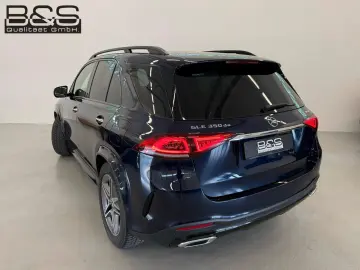 MERCEDES-BENZ GLE 350 de 4Matic AMG   DISTR   PANO   BURM
