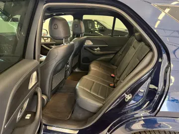 MERCEDES-BENZ GLE 350 de 4Matic AMG   DISTR   PANO   BURM