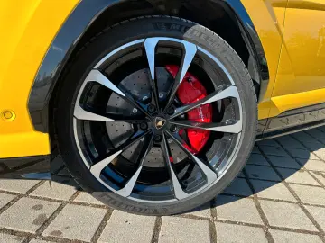 LAMBORGHINI Urus 4.0 V8 ACC HUD PANO KERAMIK LUFT 23  360