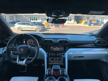 LAMBORGHINI Urus 4.0 V8 ACC HUD PANO KERAMIK LUFT 23  360