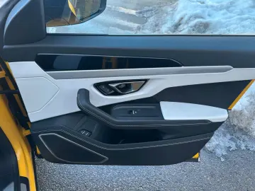 LAMBORGHINI Urus 4.0 V8 ACC HUD PANO KERAMIK LUFT 23  360