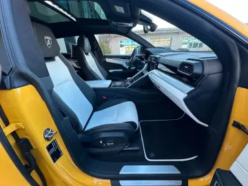 LAMBORGHINI Urus 4.0 V8 ACC HUD PANO KERAMIK LUFT 23  360