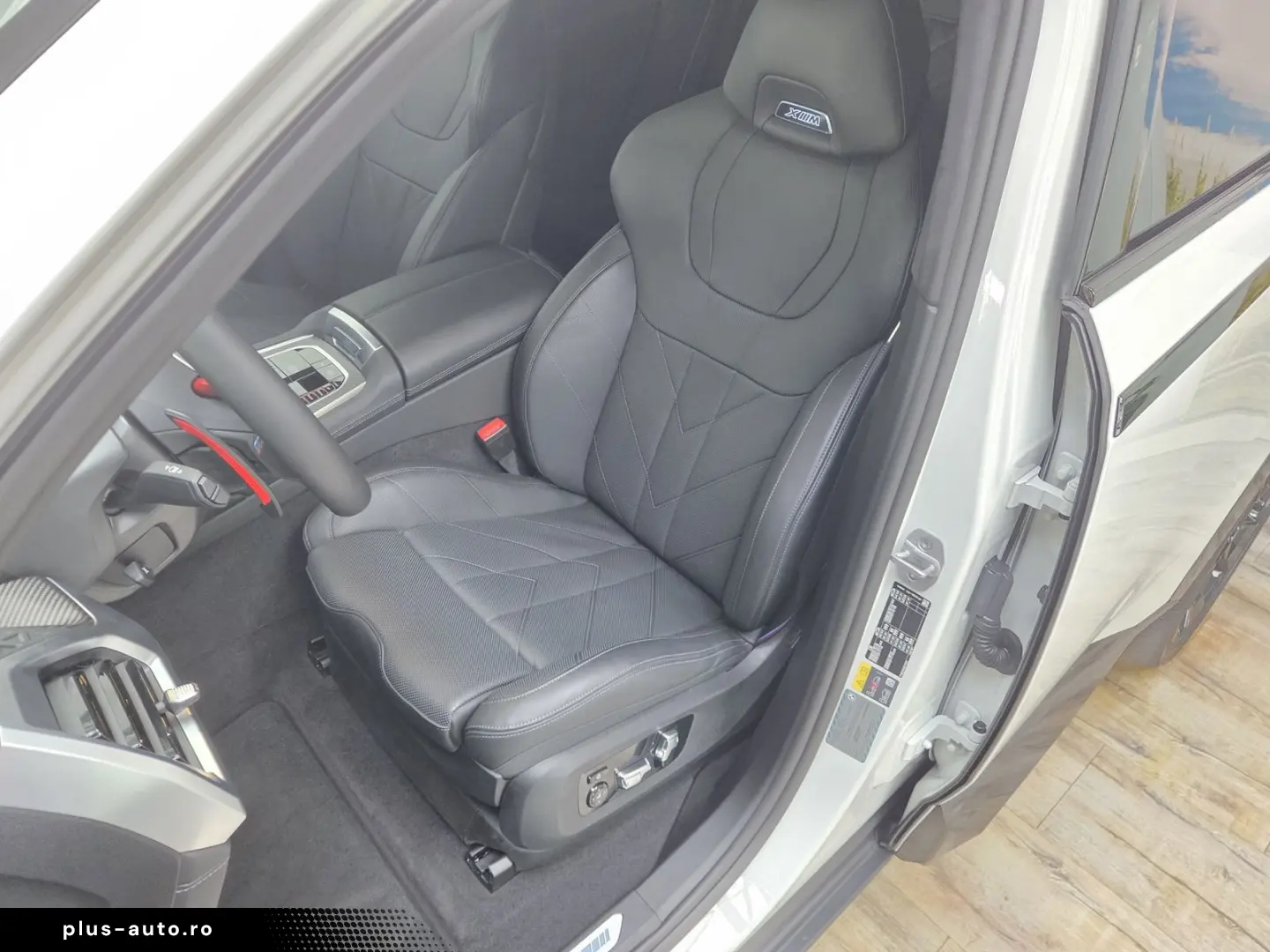 BMW XM 50e 23Zoll DriviProf. ACC AHK B&W Sitzlüftung