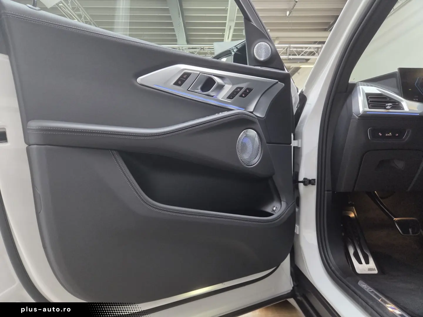 BMW XM 50e 23Zoll DriviProf. ACC AHK B&W Sitzlüftung