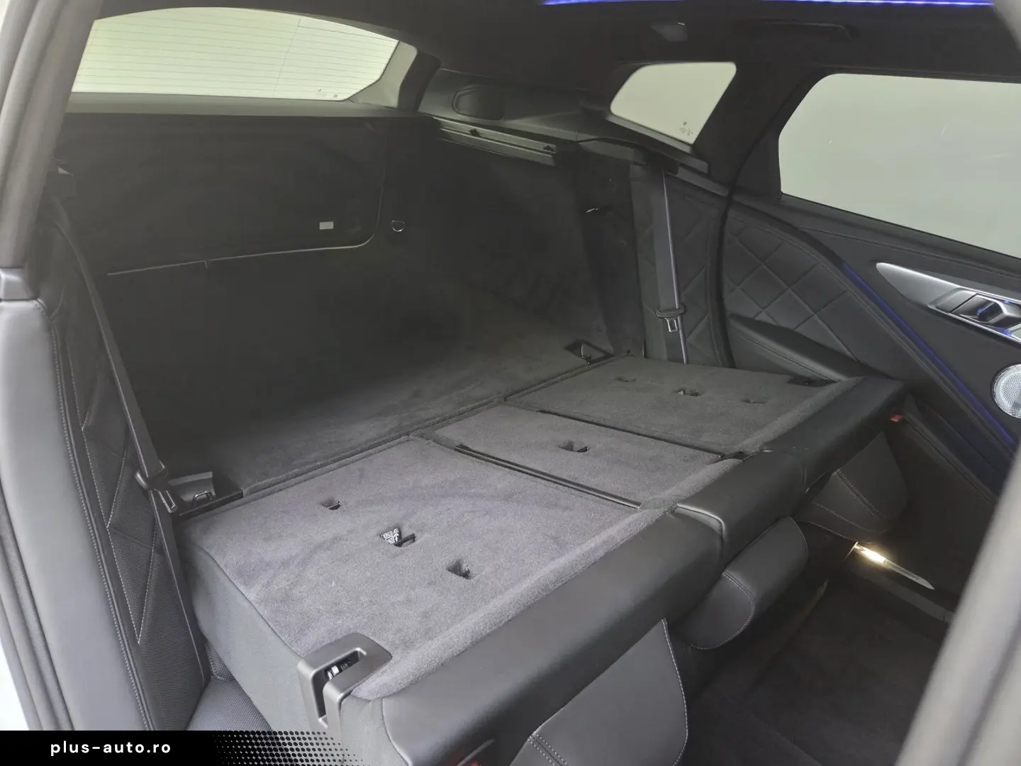 BMW XM 50e 23Zoll DriviProf. ACC AHK B&W Sitzlüftung