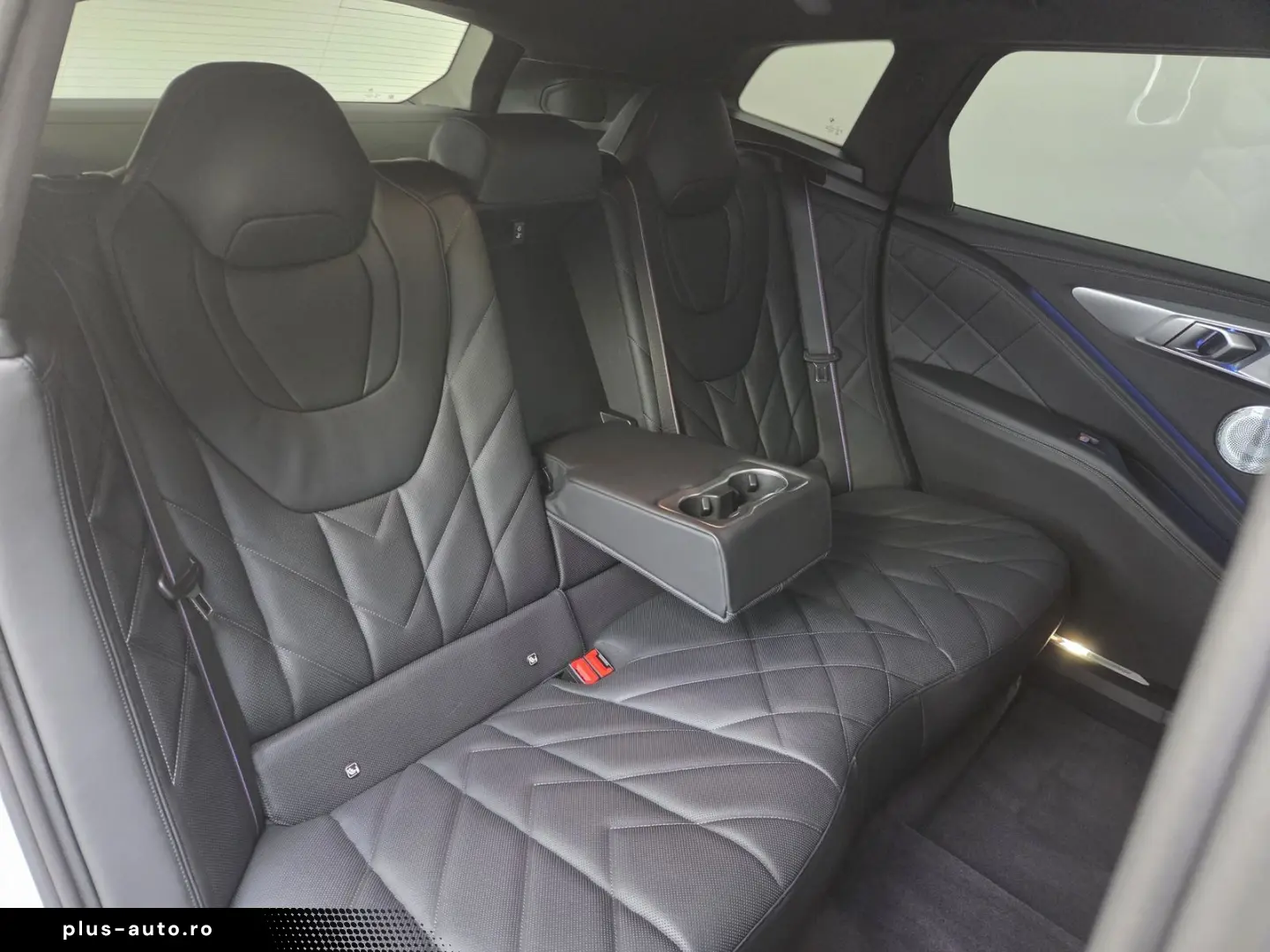 BMW XM 50e 23Zoll DriviProf. ACC AHK B&W Sitzlüftung