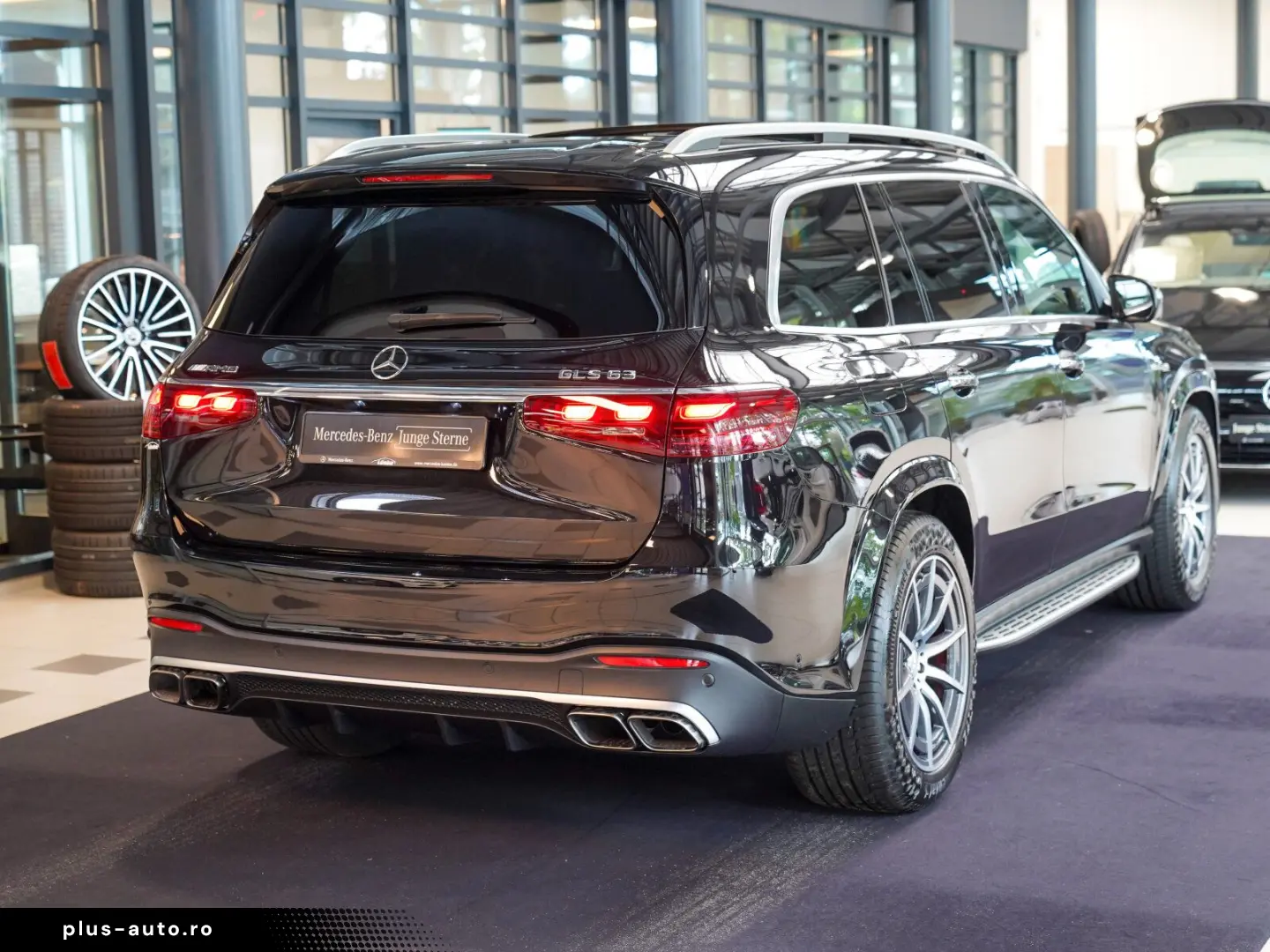 MERCEDES-BENZ GLS 63 AMG 4M  Pano Head-up Fond Entertainment