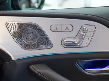 MERCEDES-BENZ GLS 63 AMG 4M  Pano Head-up Fond Entertainment