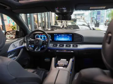 MERCEDES-BENZ GLS 63 AMG 4M  Pano Head-up Fond Entertainment