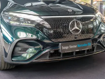 MERCEDES-BENZ EQE 350 350 4M AMG Line Night HYPER AI…