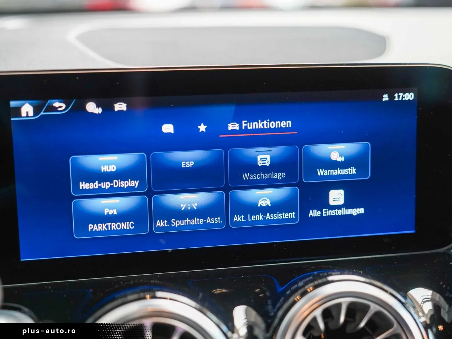 MERCEDES-BENZ EQB 300 4M AMG Premium Night AHK Memory Sitze