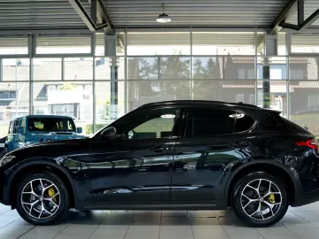 ALFA ROMEO Stelvio Veloce Q4  20 Zoll  ACC  Kamera  Digital