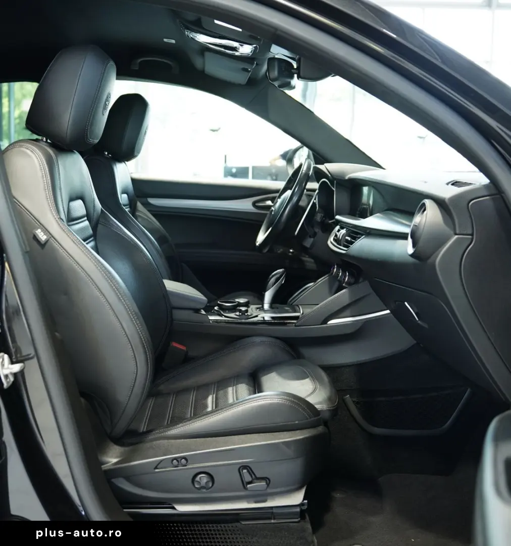 ALFA ROMEO Stelvio Veloce Q4  20 Zoll  ACC  Kamera  Digital