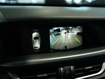 ALFA ROMEO Stelvio Veloce Q4  20 Zoll  ACC  Kamera  Digital