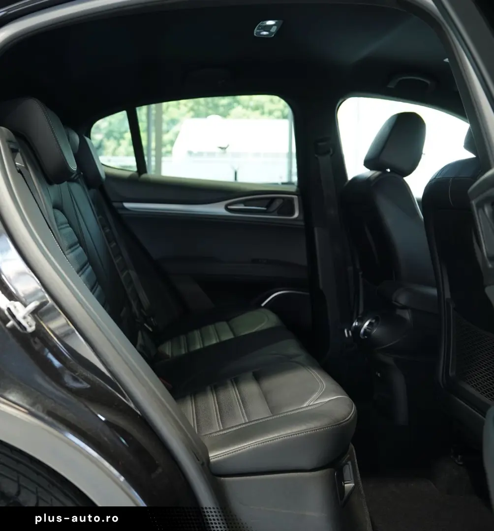 ALFA ROMEO Stelvio Veloce Q4  20 Zoll  ACC  Kamera  Digital